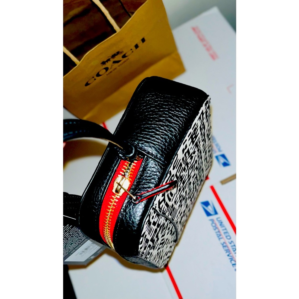 🔥New🔥 Coach (by Keith Haring) x Mickey Mouse Cross-Body Bag - $200 - Picture 9 of 10